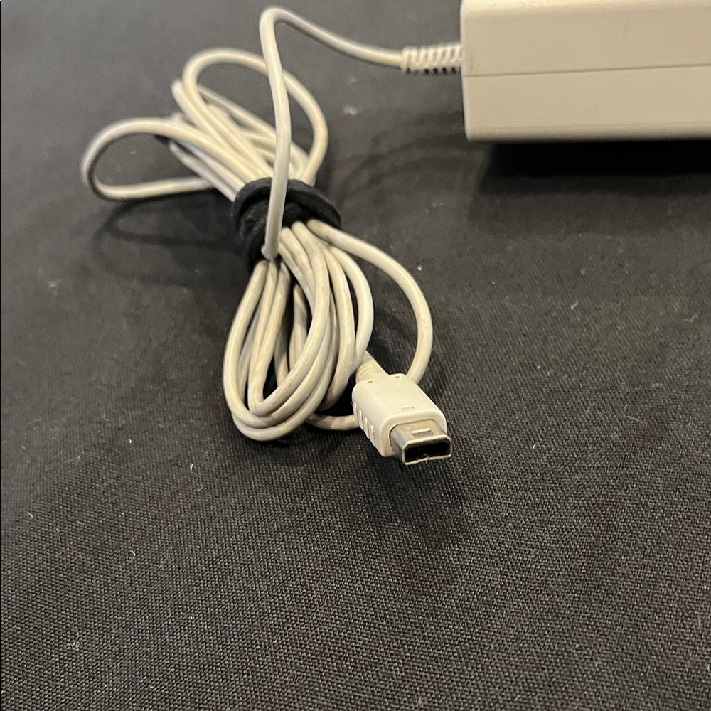 WiiU Power Adapter with Cables - Picture 2 of 3